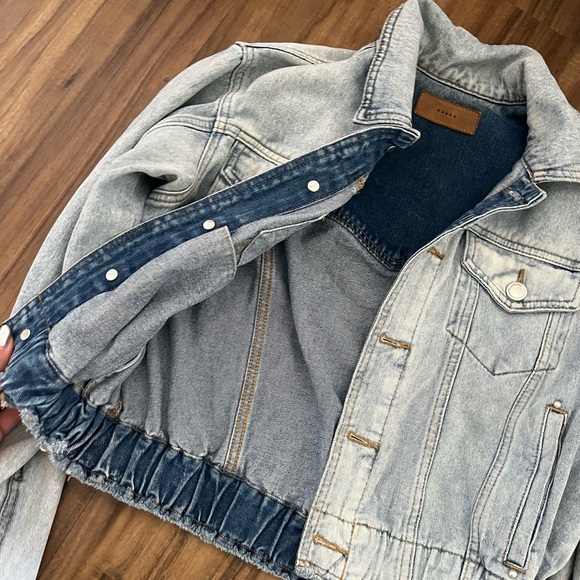 BlankNYC Light Wash Denim Jacket - Picture 3 of 8